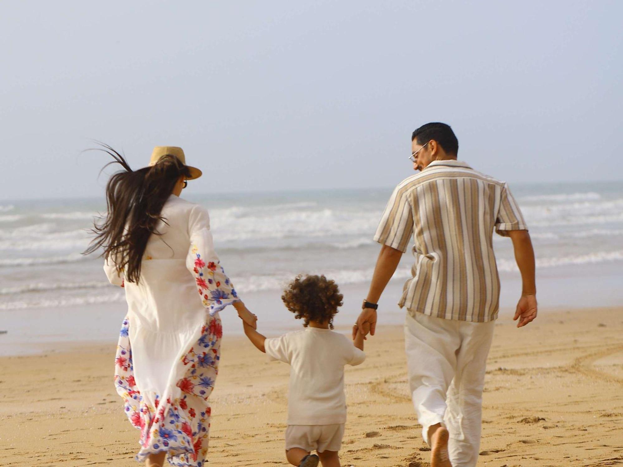 Pullman Mazagan Royal Golf & Spa El Jadida Εξωτερικό φωτογραφία A family on the beach